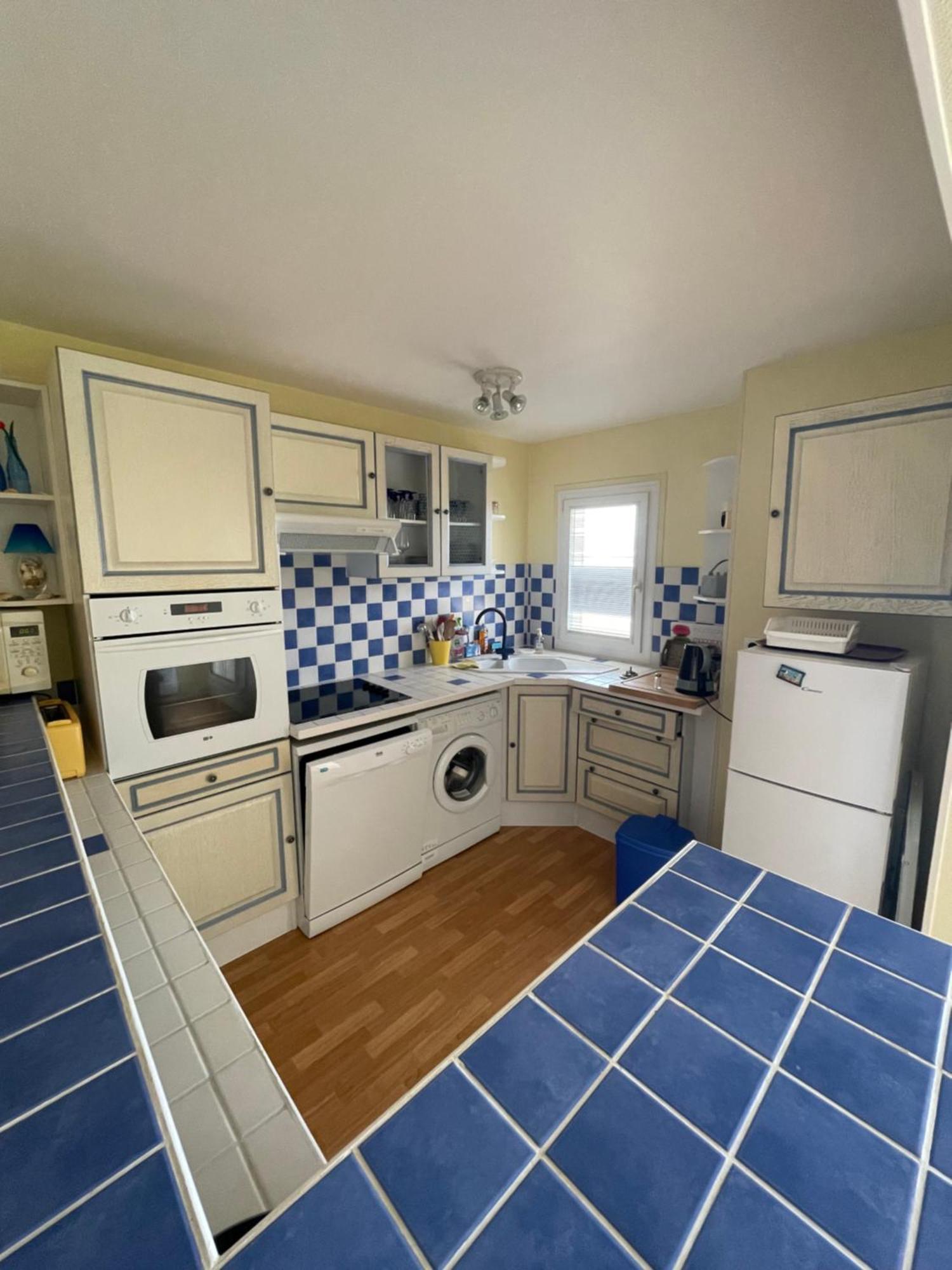 Appartement Vu Sur Mer Cabourg Exteriör bild
